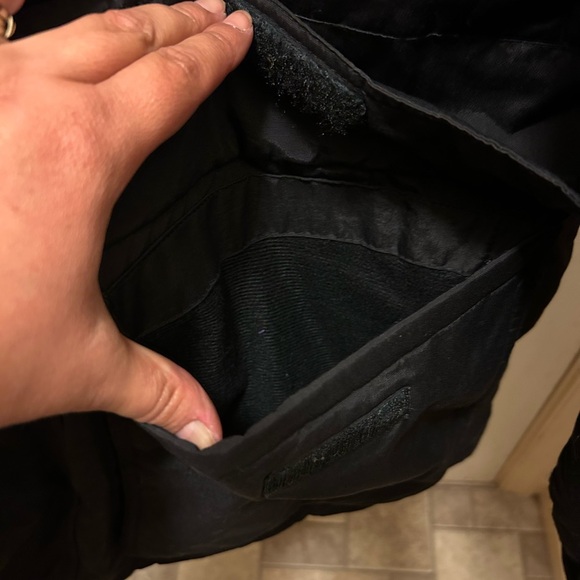 Vintage Men’s Karl Kani Gold Black Winter Coat Sz Med - Picture 9 of 10